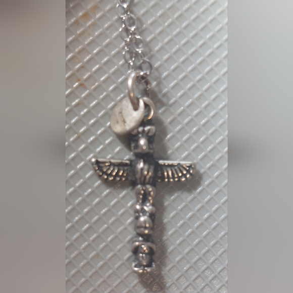 Totem pole charm on sterling chain native - Picture 7 of 13
